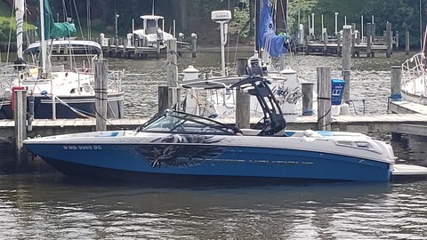 Super Air Nautique 230