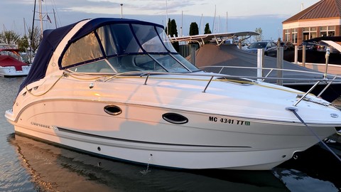 Chaparral 270 Signature