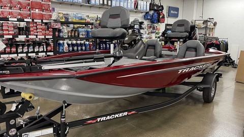 Tracker Pro Team 175 TXW