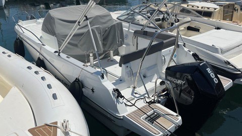 Jeanneau Cap Camarat 6.5 WA Serie 3