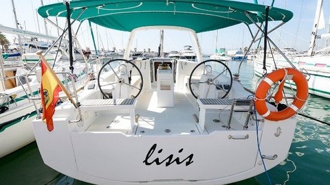 Beneteau Oceanis 38