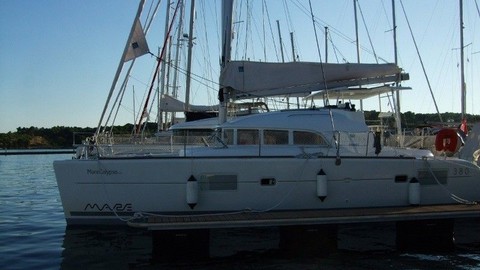 Lagoon 380