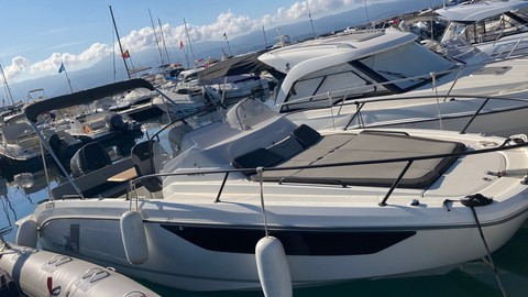 Beneteau Flyer Sundeck 8