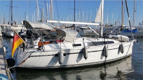 Bavaria 33 Cruiser