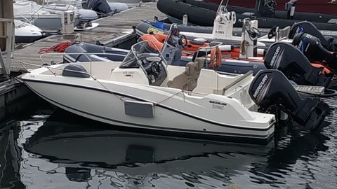 Quicksilver Activ 605 Open