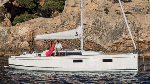 Beneteau Oceanis 38.1