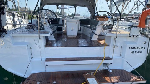 Beneteau Oceanis 51.1
