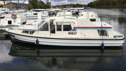 B & b boat builders core sound 17