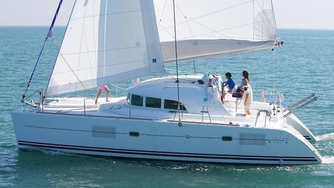 Lagoon 380 S2
