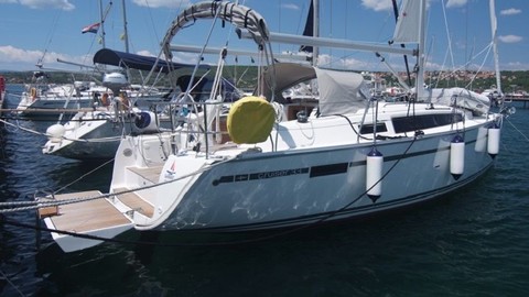 Bavaria 33 Cruiser