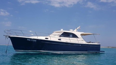 SAS Adriana 44