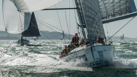 Beneteau First 40