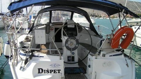 Bavaria 33 Cruiser