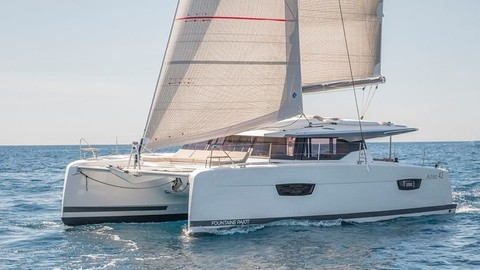Fountaine Pajot Astréa 42