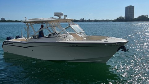 Grady-White Freedom 307