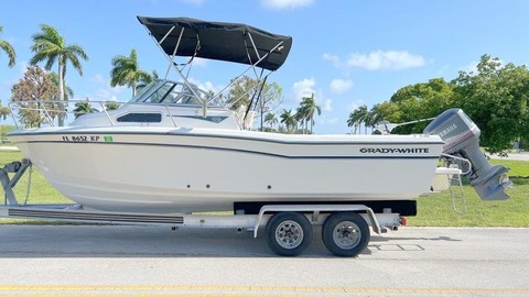 Grady-White Seafarer 228