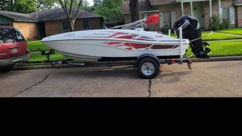 Tracker Guide V-16 Laker DLX T