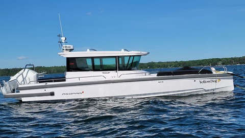 Axopar 28 Cabin