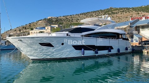 Sunseeker 86 Yacht