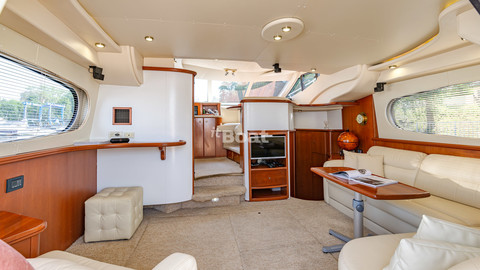 Carver 41 Cockpit Motor Yacht
