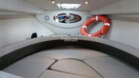 Regal 2665 Commodore Express