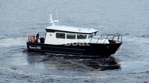 Barents Boats 900