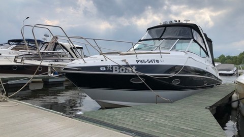 Cruisers Yachts 300 Express