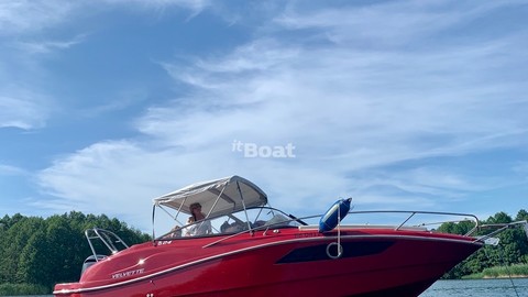 Velvette Cuddy cabin 24 Euphoria