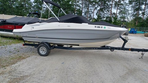 Bayliner VR5 BOWRIDER