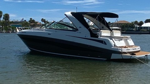 Sea Ray 370 Venture