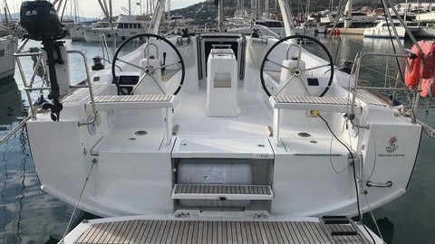 Beneteau Oceanis 38.1