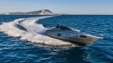 Pershing 62