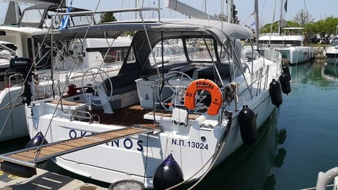 Beneteau Oceanis 51.1