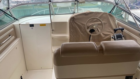 Cruisers yachts 3070 rogue