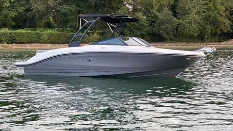 Sea Ray SPX 210