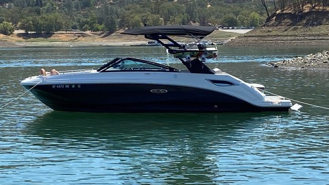 Sea Ray 250 SDX