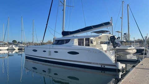Fountaine Pajot Salina 48