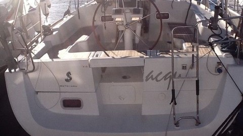 Beneteau Oceanis 37