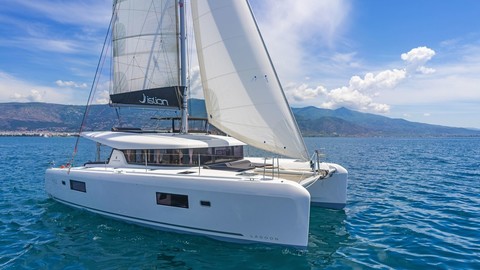 Lagoon 42