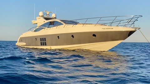 Azimut 68S