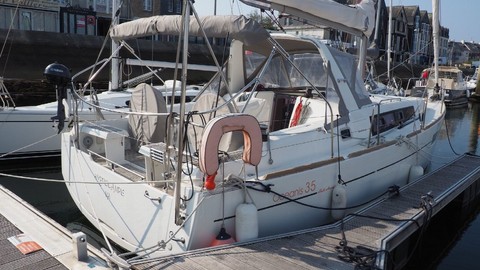 Beneteau Oceanis 35.1