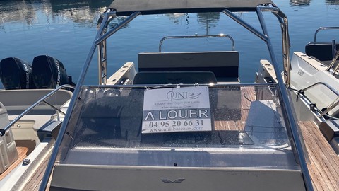 Beneteau Flyer 8.8 SUNdeck