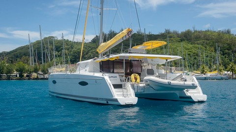 Fountaine Pajot Helia 44