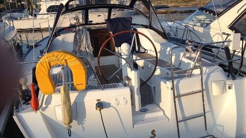 Beneteau Oceanis 393