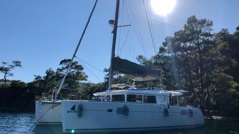 Lagoon 450 F