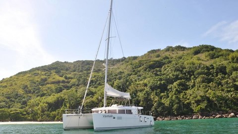 Lagoon 450 F