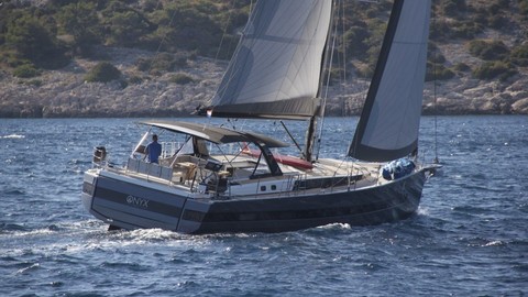 Beneteau Oceanis Yacht 62