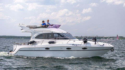 Galeon 330 Fly