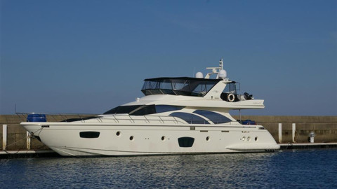 Azimut 75