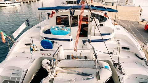 Fountaine Pajot Lavezzi 40